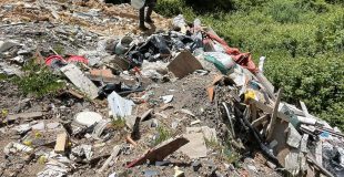 Vertederos ilegales amenazan el ecosistema del Cerro Manquimávida en Chiguayante